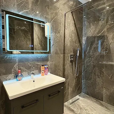 Apartamento Blue Boutique 2 Tirana