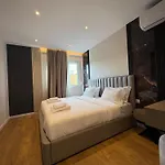 Apartment Blue Boutique 2 *