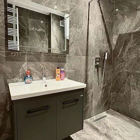 Blue Boutique 2 Apartman Tirana