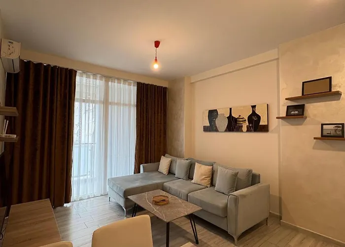 Blue Boutique 2 * Тирана