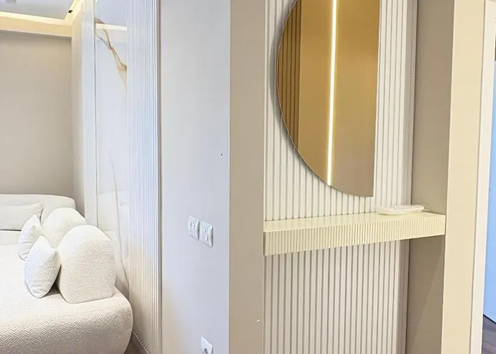 Blue Boutique 2 Тирана